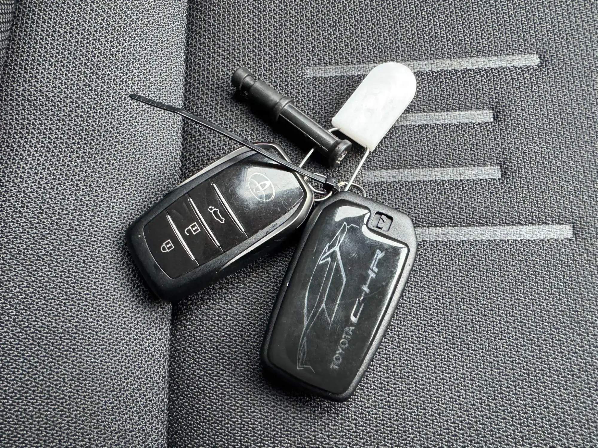 Toyota C-HR Plug-in Hybrid Image 19
