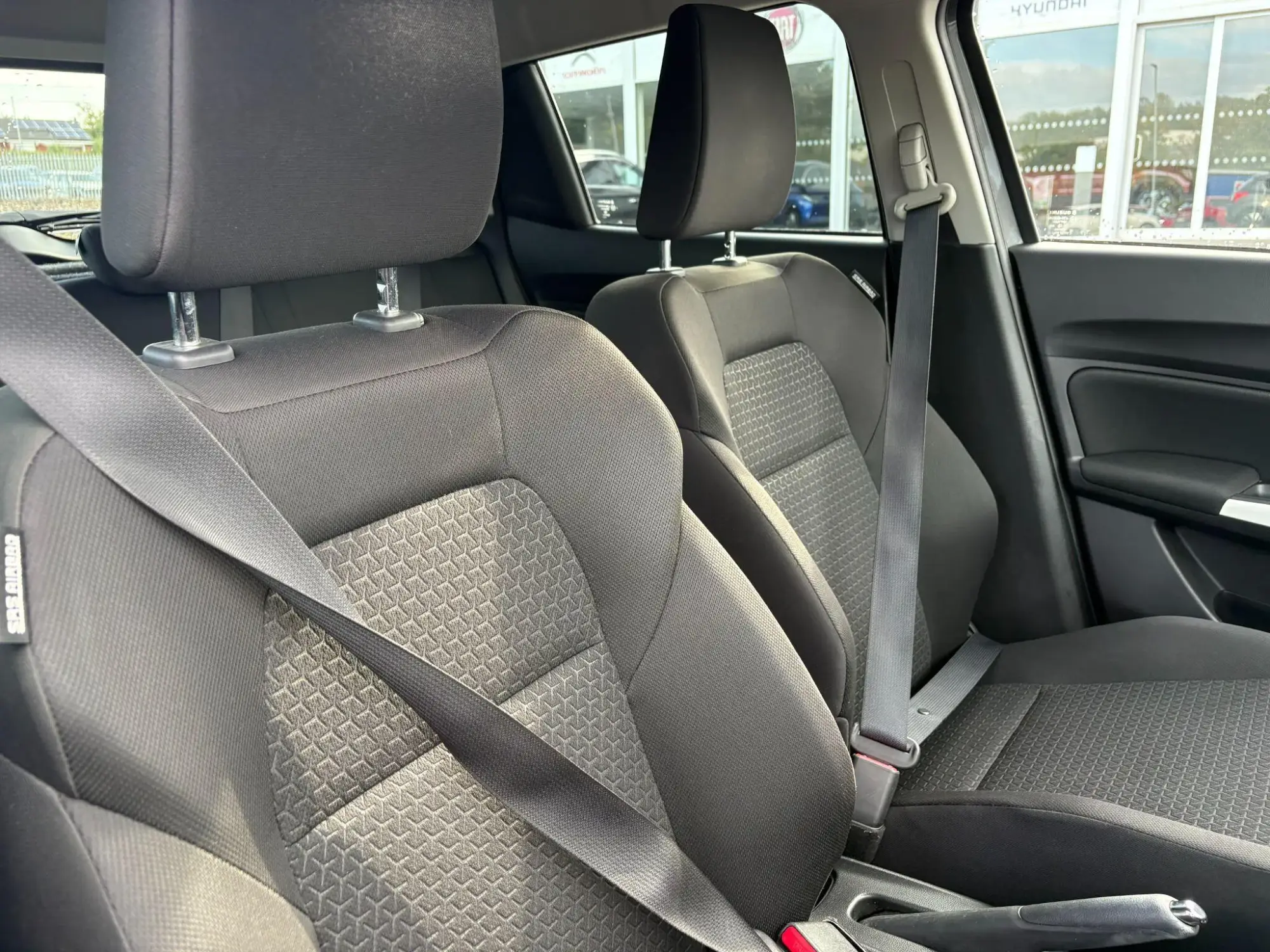 Suzuki Swift Image 14