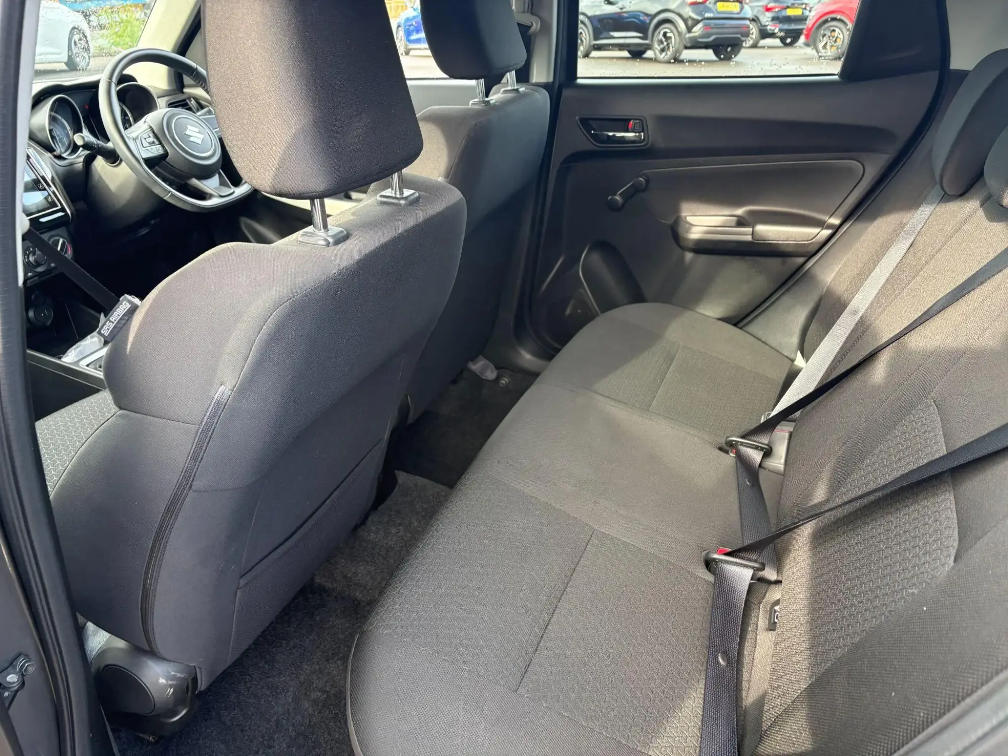 Suzuki Swift Image 15