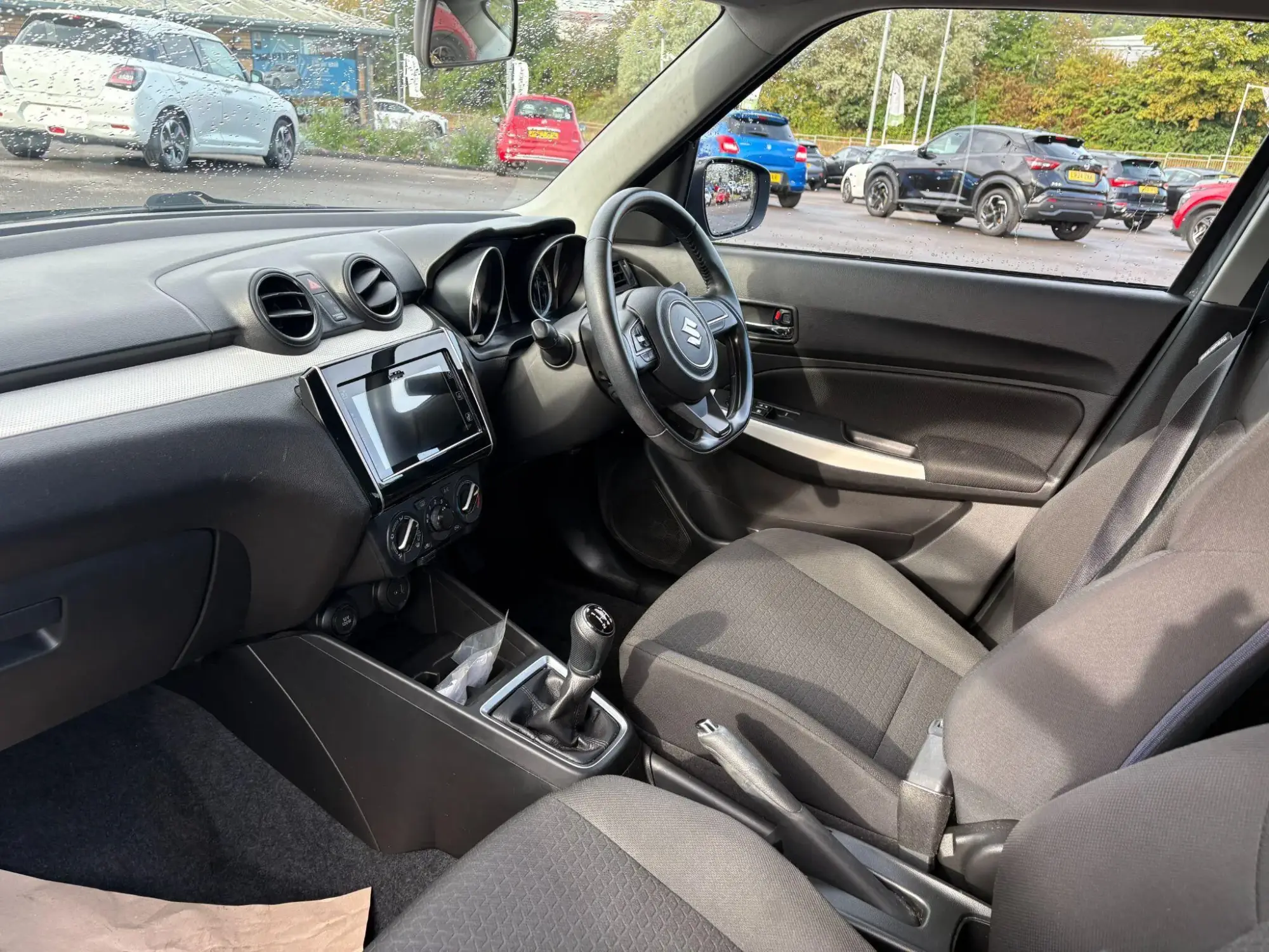 Suzuki Swift Image 28