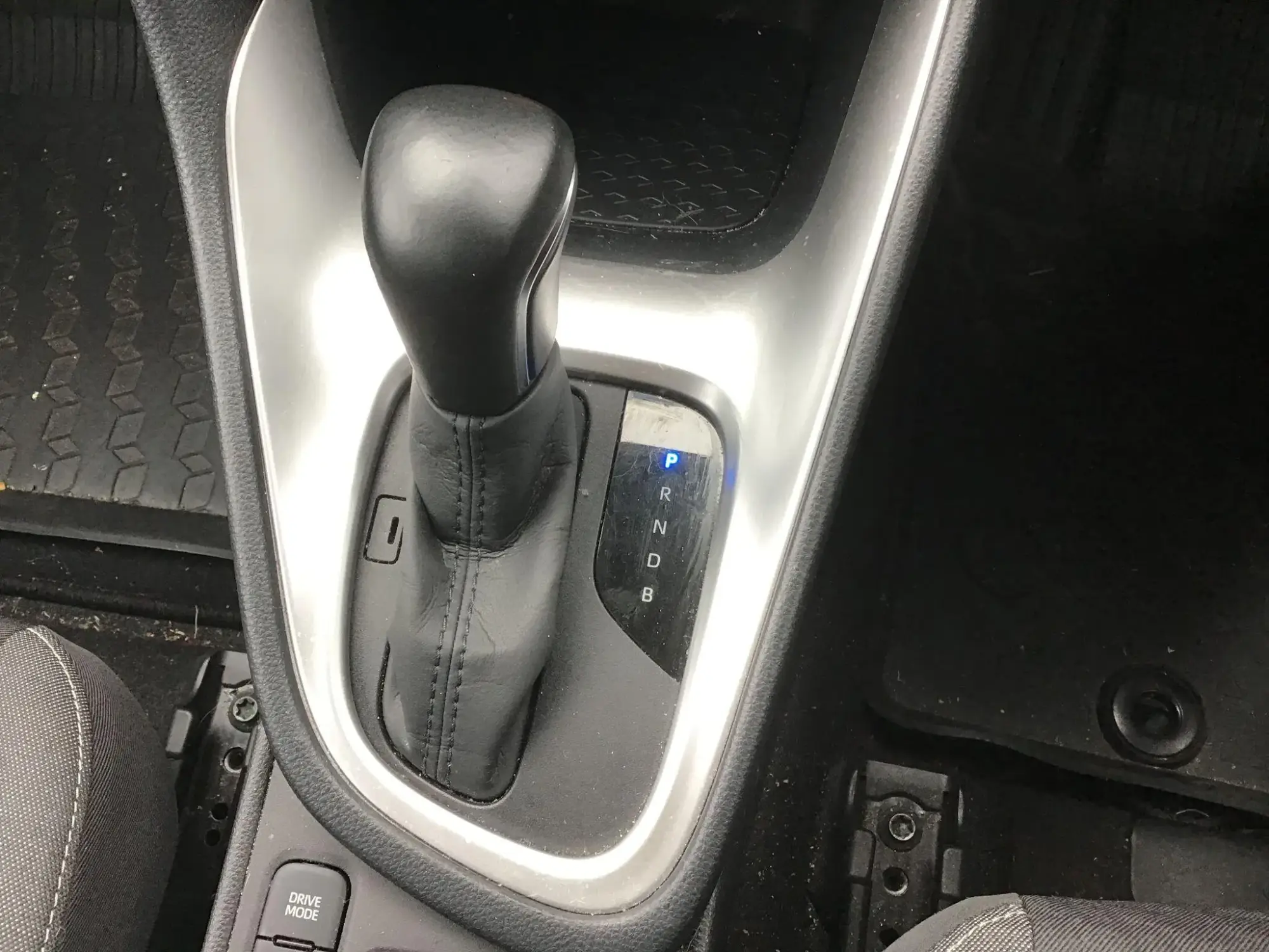 Toyota Yaris Image 10