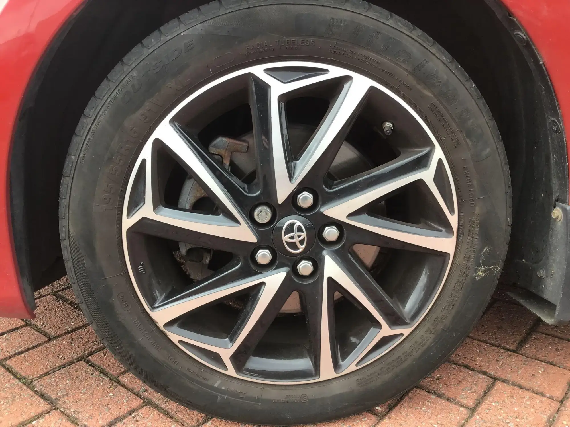 Toyota Yaris Image 21