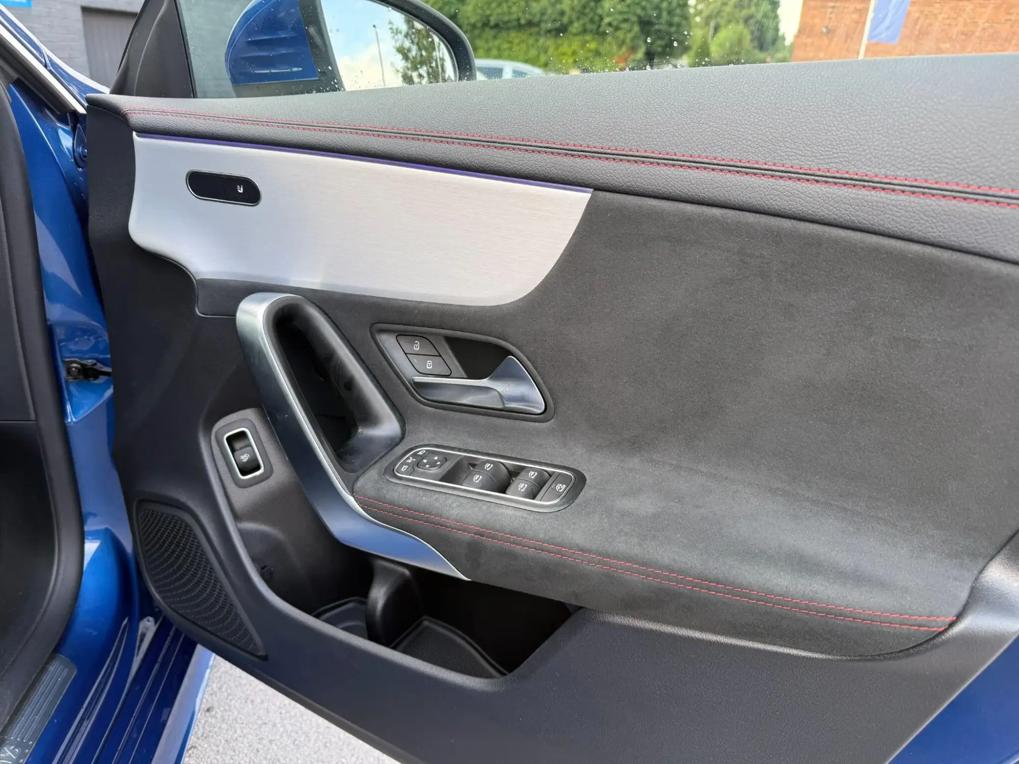 Mercedes-Benz CLA Image 13