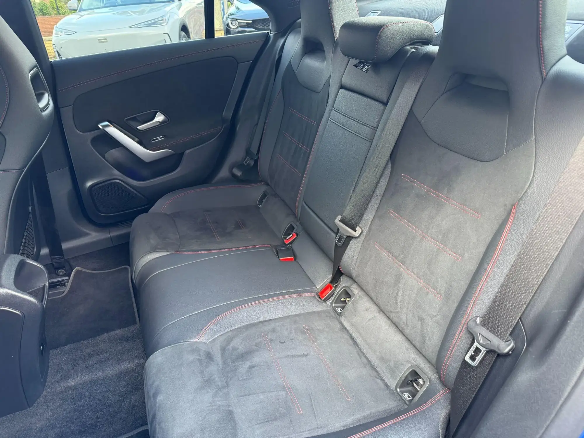 Mercedes-Benz CLA Image 17