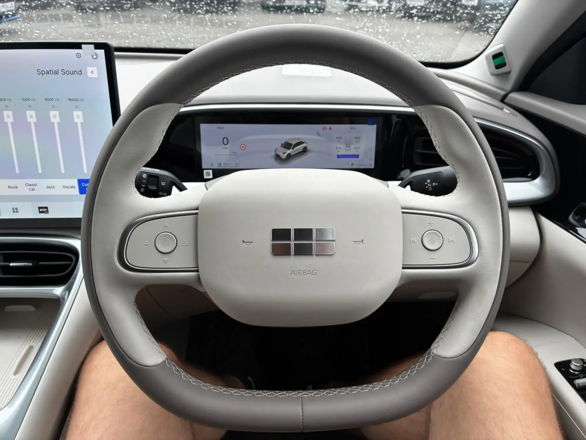 Geely EX2 Image 11