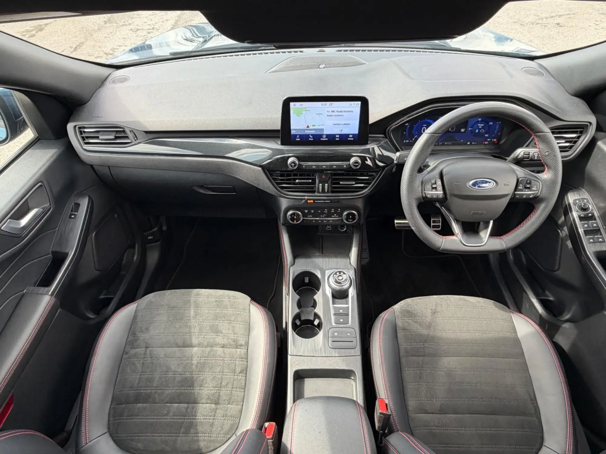 Ford Kuga Hybrid Image 12 Ford Kuga Hybrid Image 12