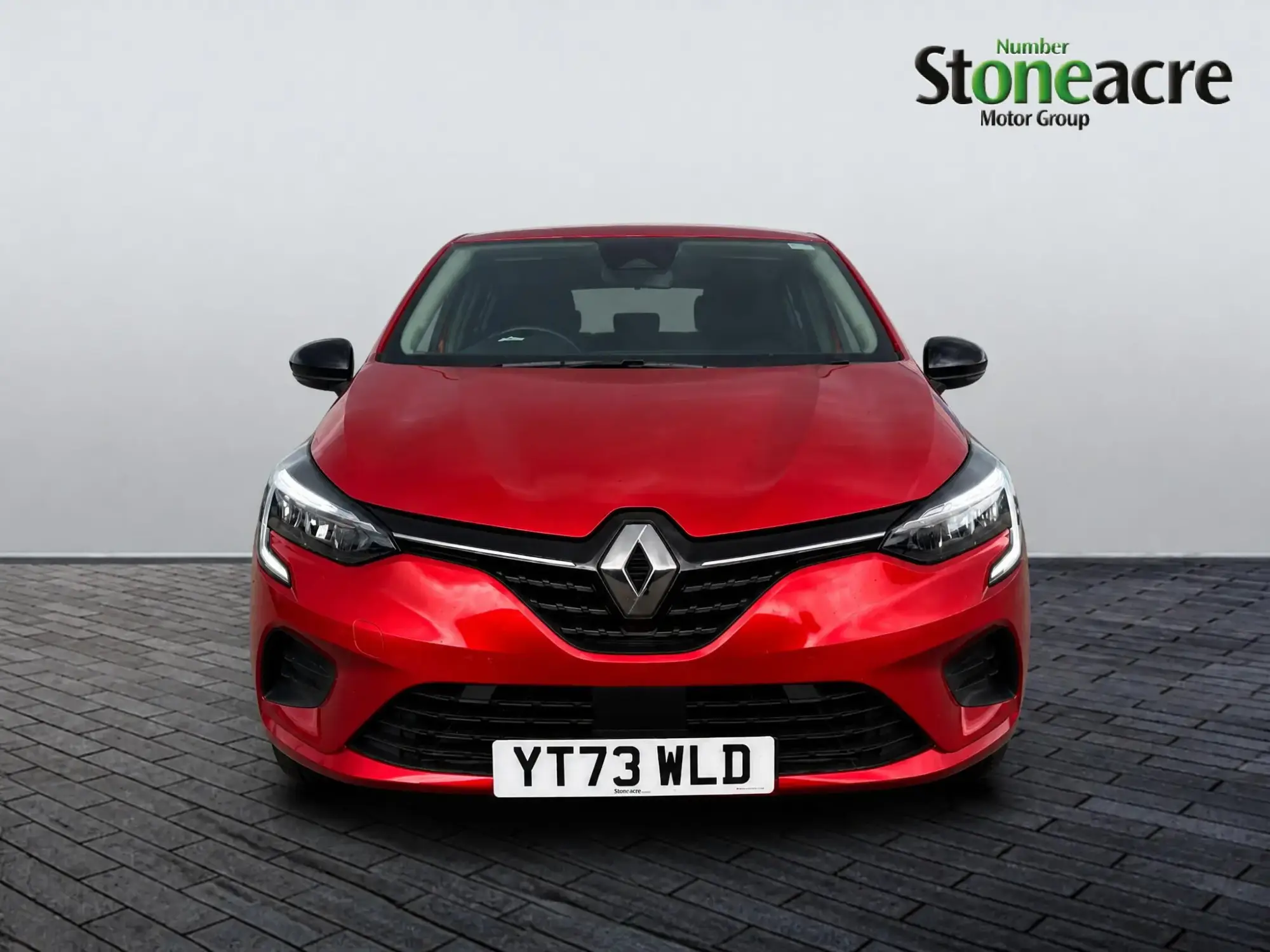 Renault Clio E-Tech Image 5 Renault Clio E-Tech Image 5
