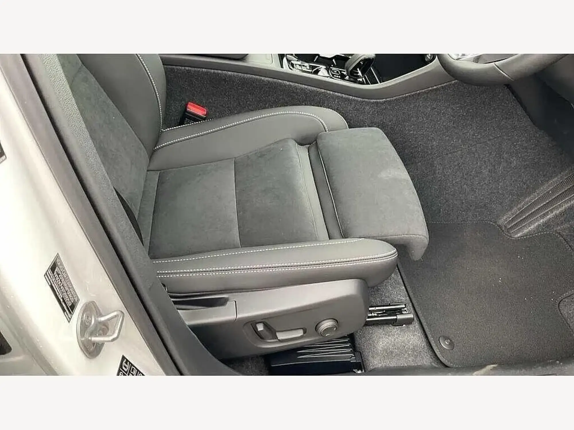 Volvo XC40 Image 25