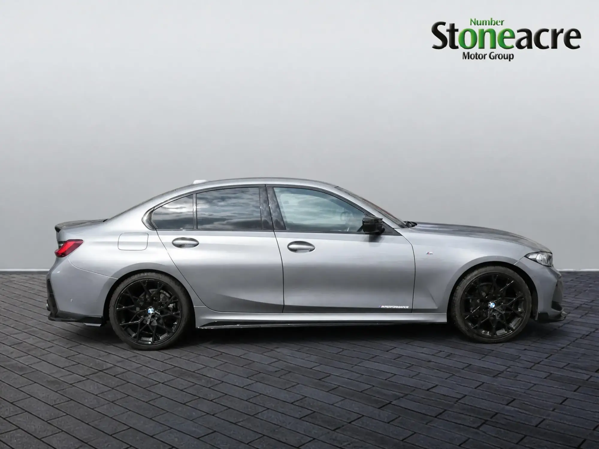BMW 3 Series Image 6 BMW 3 Series Image 6