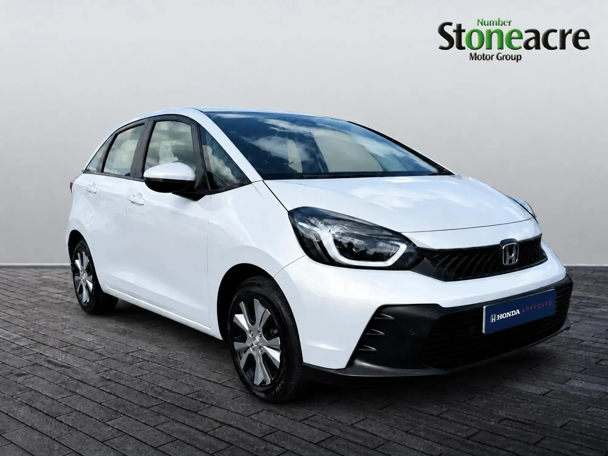 Honda Jazz Hybrid 1.5 h i-MMD Elegance eCVT Euro 6 (s/s) 5dr YN74WOB Image 1 Honda Jazz Hybrid 1.5 h i-MMD Elegance eCVT Euro 6 (s/s) 5dr YN74WOB Image 1