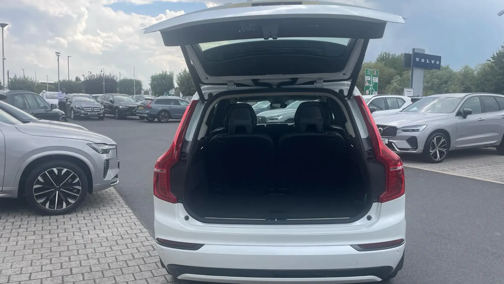 Volvo XC90 Image 13 Volvo XC90 Image 13