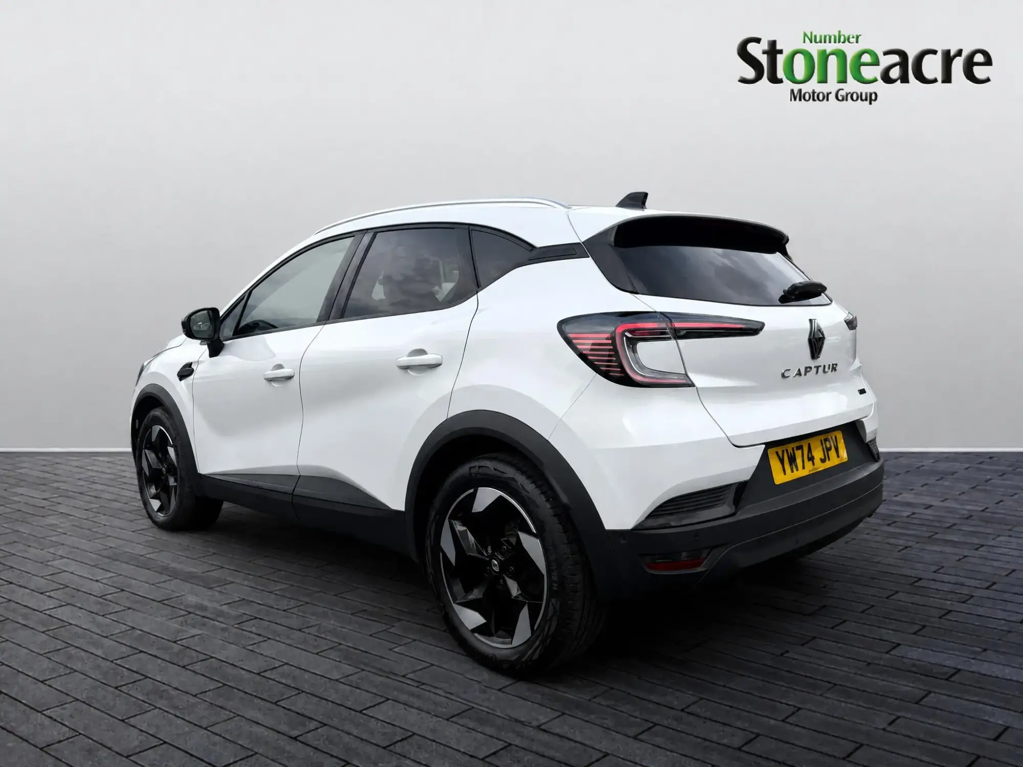Renault Captur E-Tech Image 5 Renault Captur E-Tech Image 5