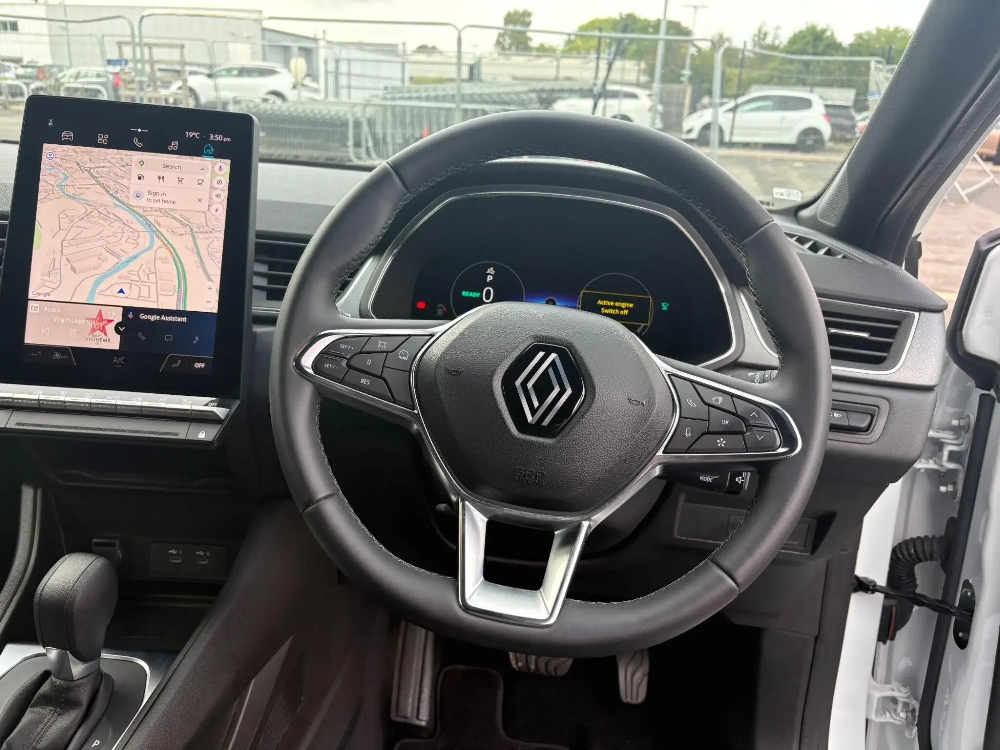Renault Captur E-Tech Image 14 Renault Captur E-Tech Image 14