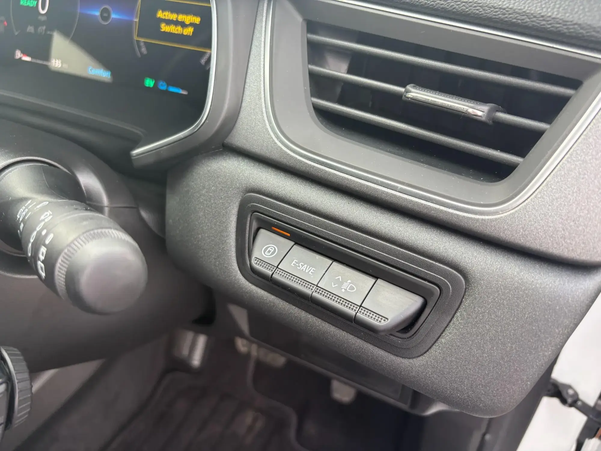 Renault Captur E-Tech Image 27 Renault Captur E-Tech Image 27