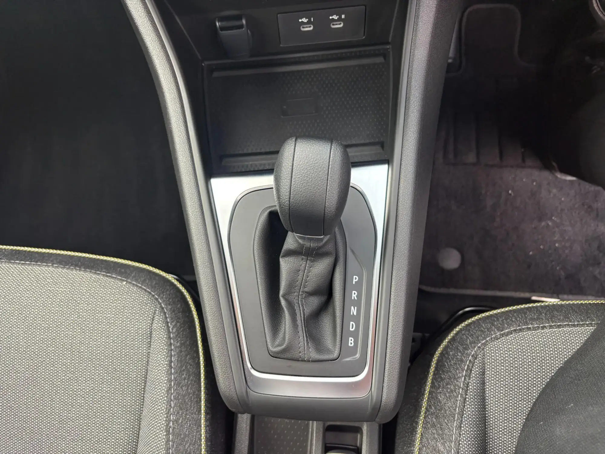 Renault Captur E-Tech Image 29 Renault Captur E-Tech Image 29