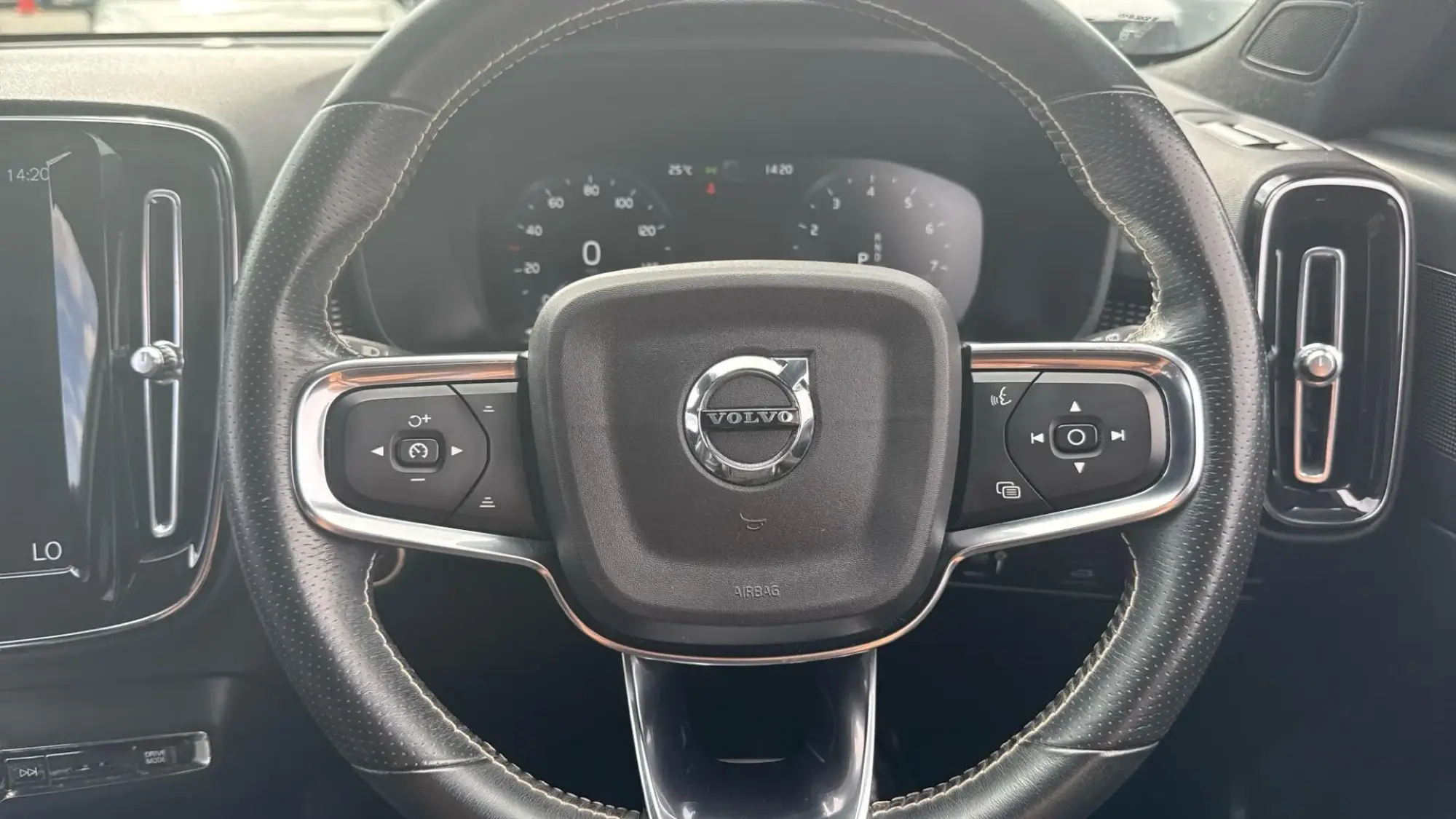 Volvo XC40 Image 10 Volvo XC40 Image 10