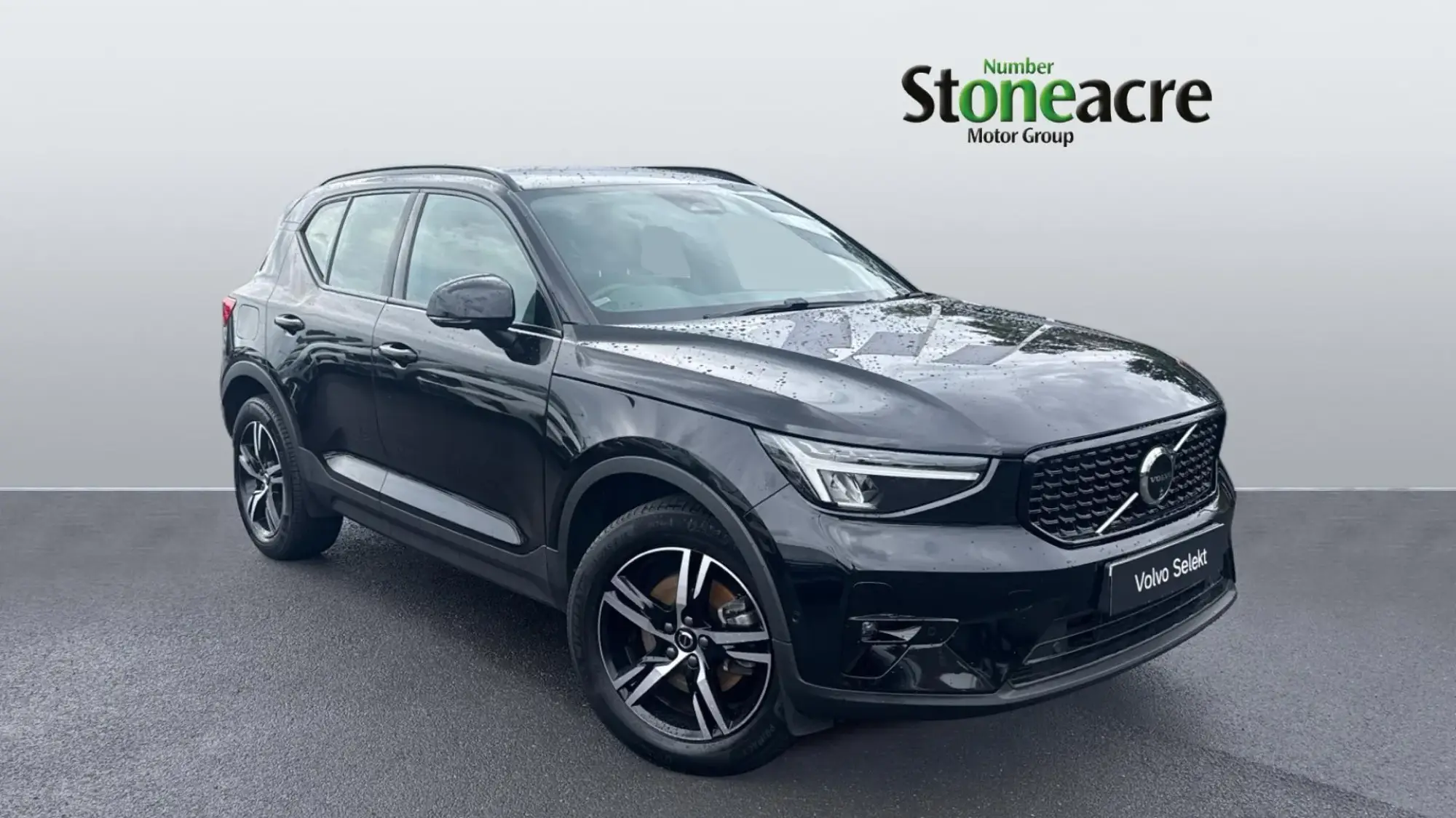 Volvo XC40 Image 1