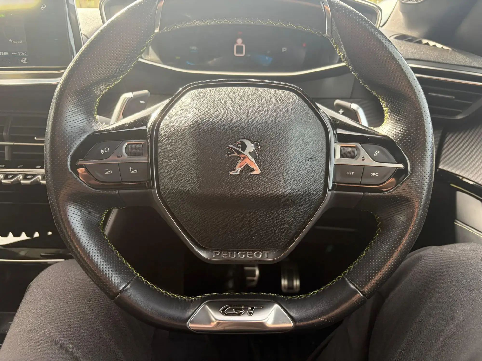 Peugeot 208 Image 21