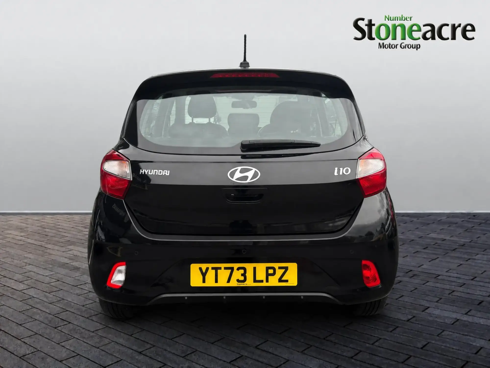 Hyundai i10 Image 6 Hyundai i10 Image 6