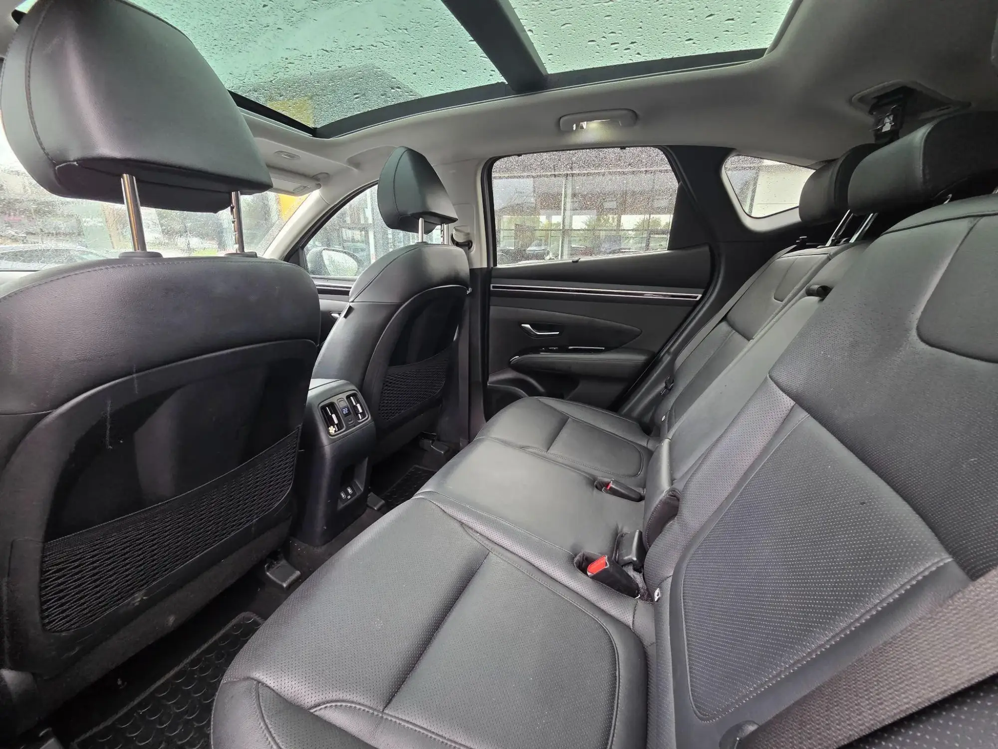 Hyundai TUCSON Image 16