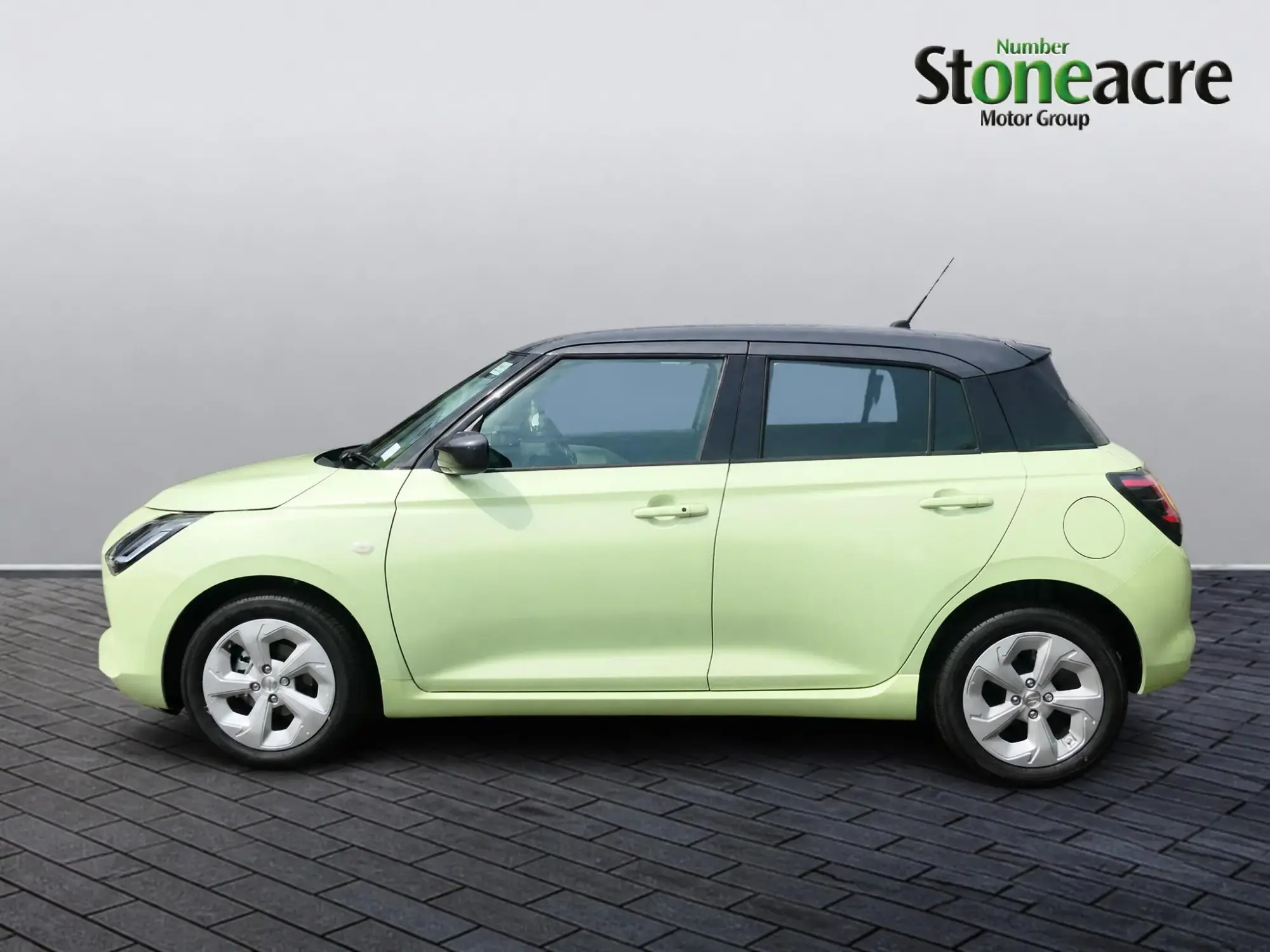 Suzuki Swift Image 5 Suzuki Swift Image 5