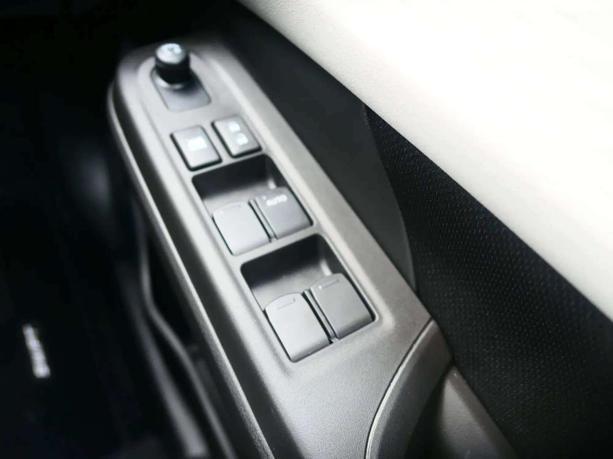 Suzuki Swift Image 15 Suzuki Swift Image 15