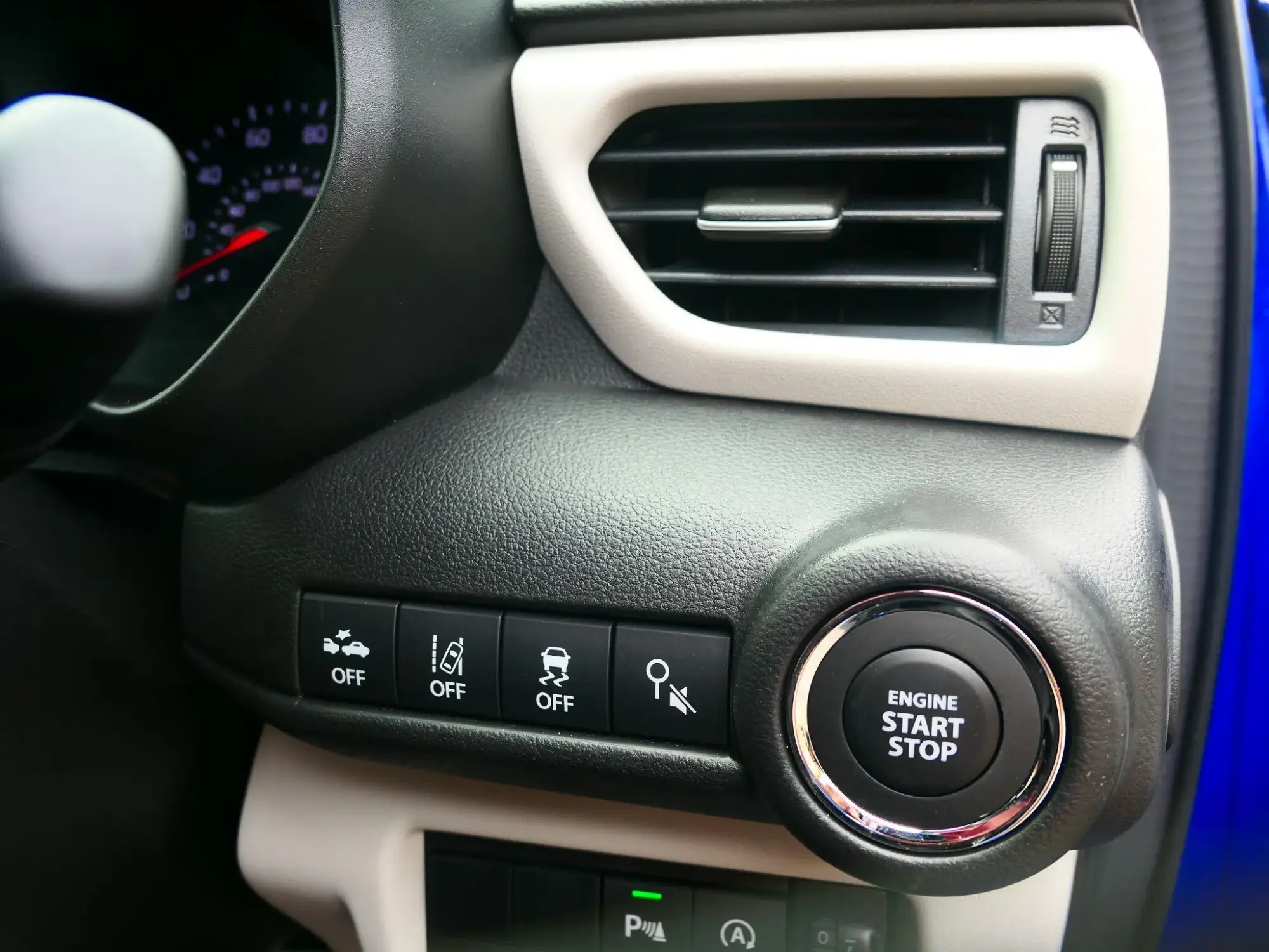 Suzuki Swift Image 26 Suzuki Swift Image 26
