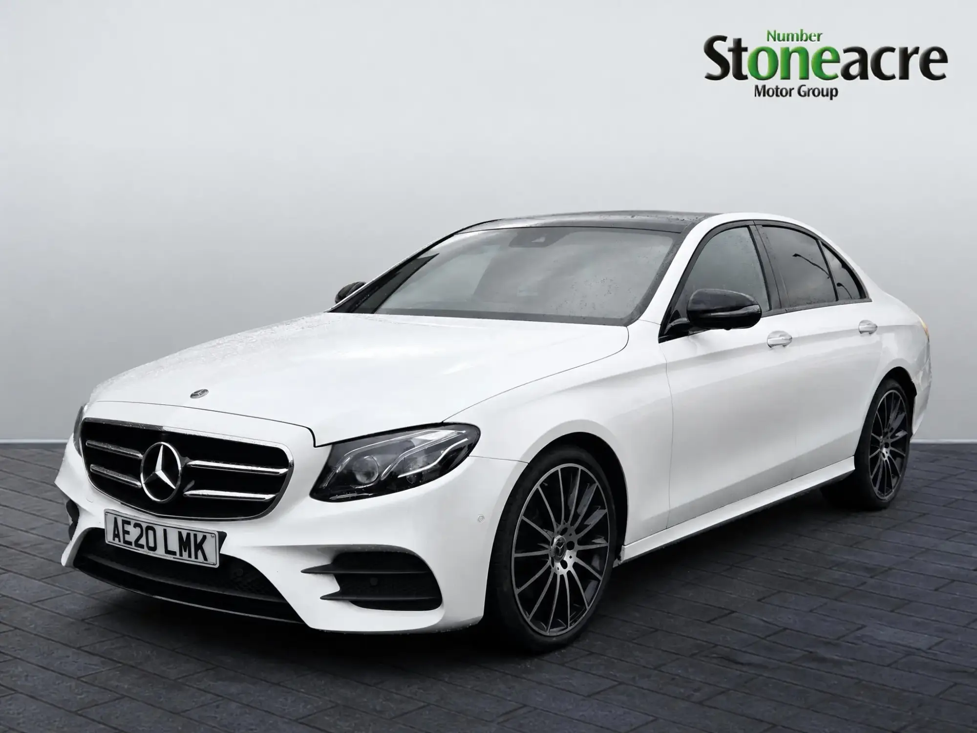 Mercedes-Benz E-Class Image 3 Mercedes-Benz E-Class Image 3