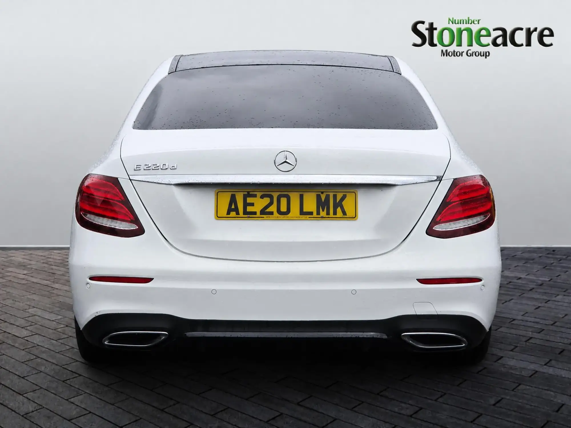 Mercedes-Benz E-Class Image 6 Mercedes-Benz E-Class Image 6