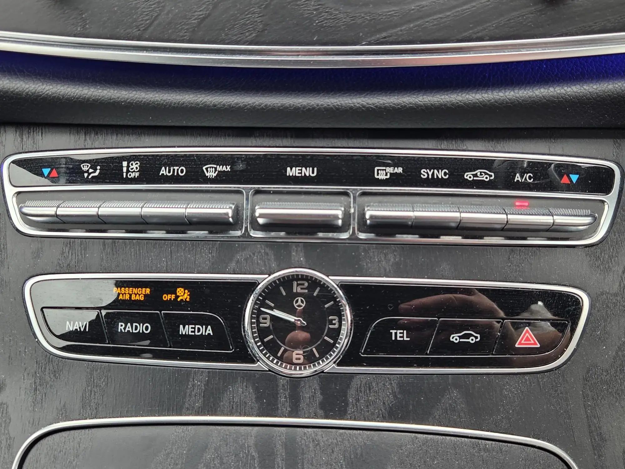 Mercedes-Benz E-Class Image 37 Mercedes-Benz E-Class Image 37