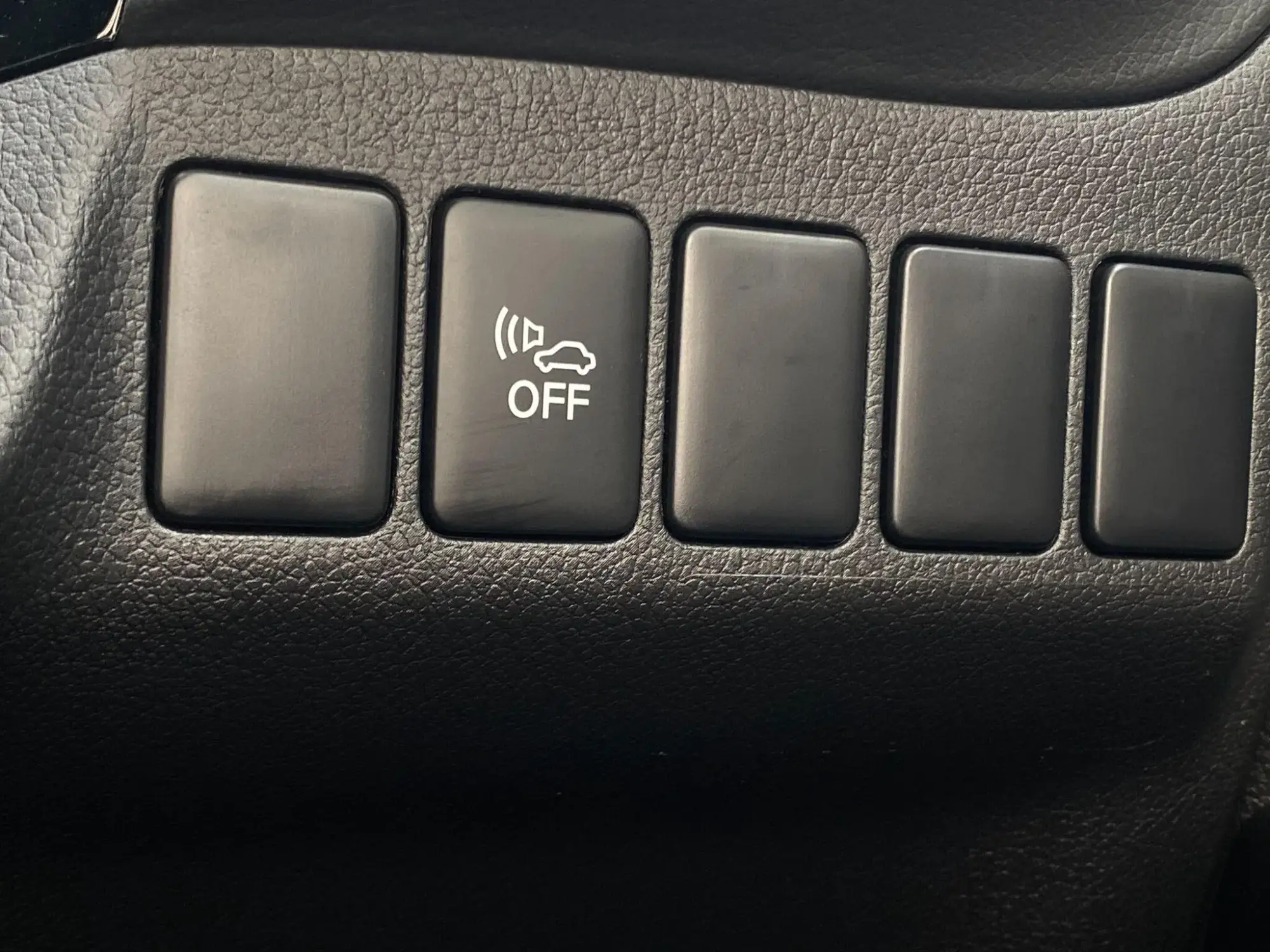 Mitsubishi Outlander Image 21 Mitsubishi Outlander Image 21