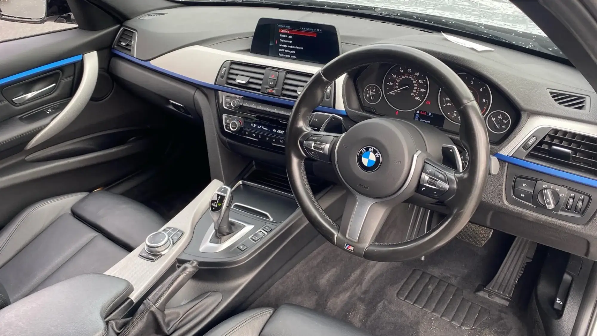 BMW 3 Series Touring Image 4