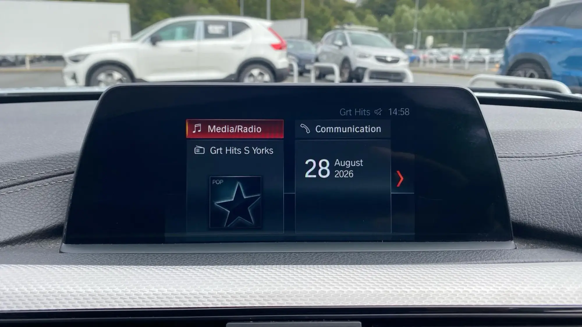 BMW 3 Series Touring Image 12