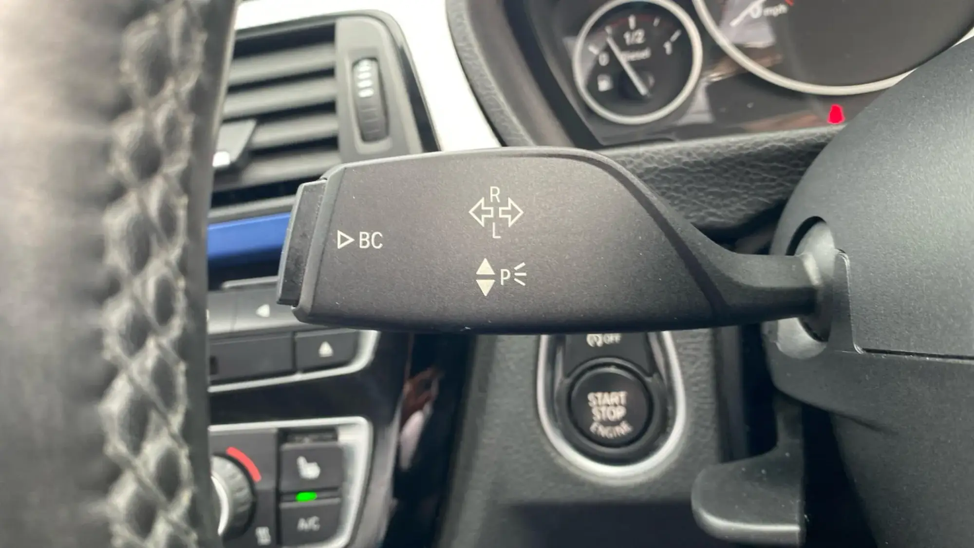 BMW 3 Series Touring Image 20