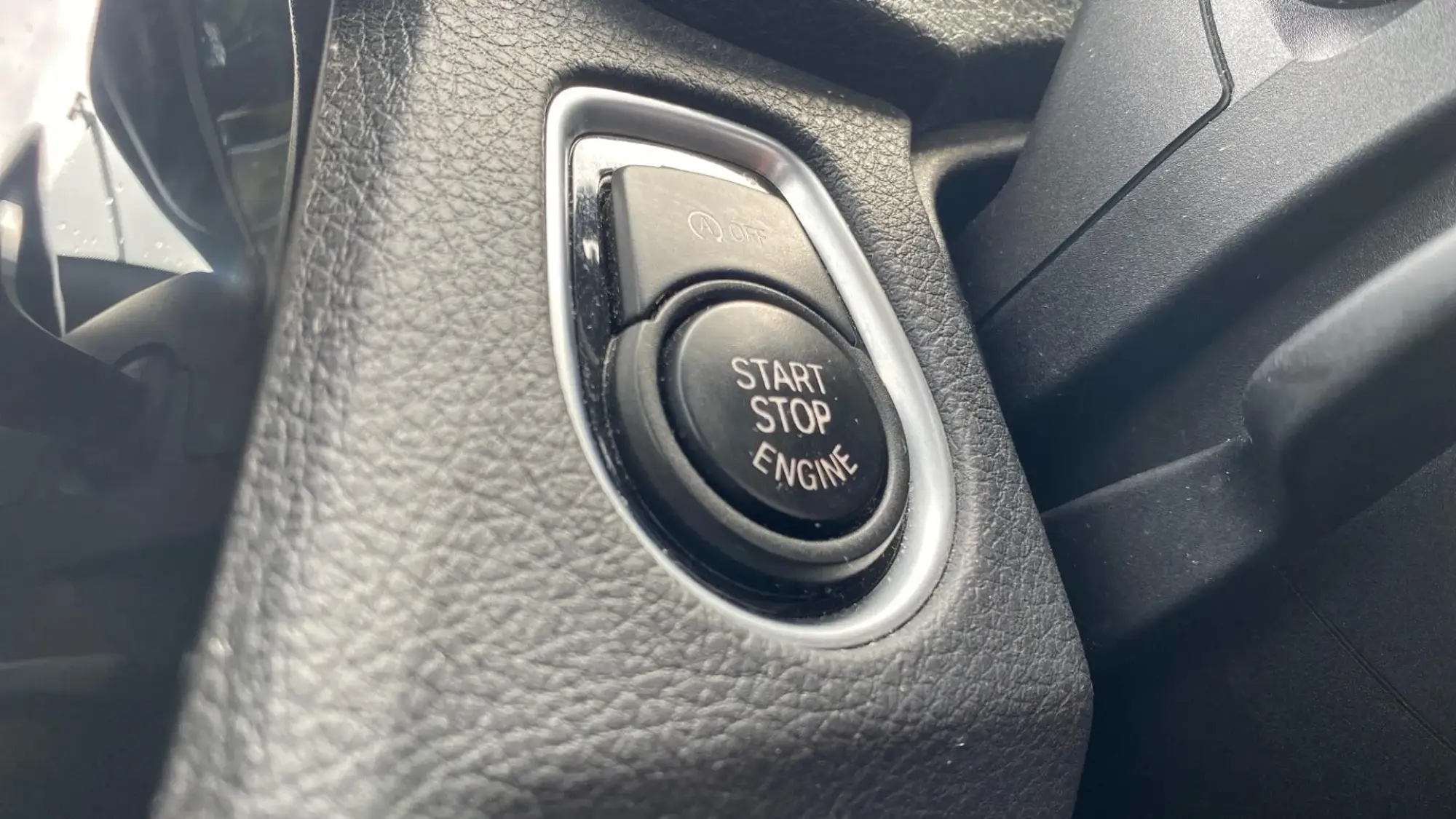 BMW 3 Series Touring Image 27