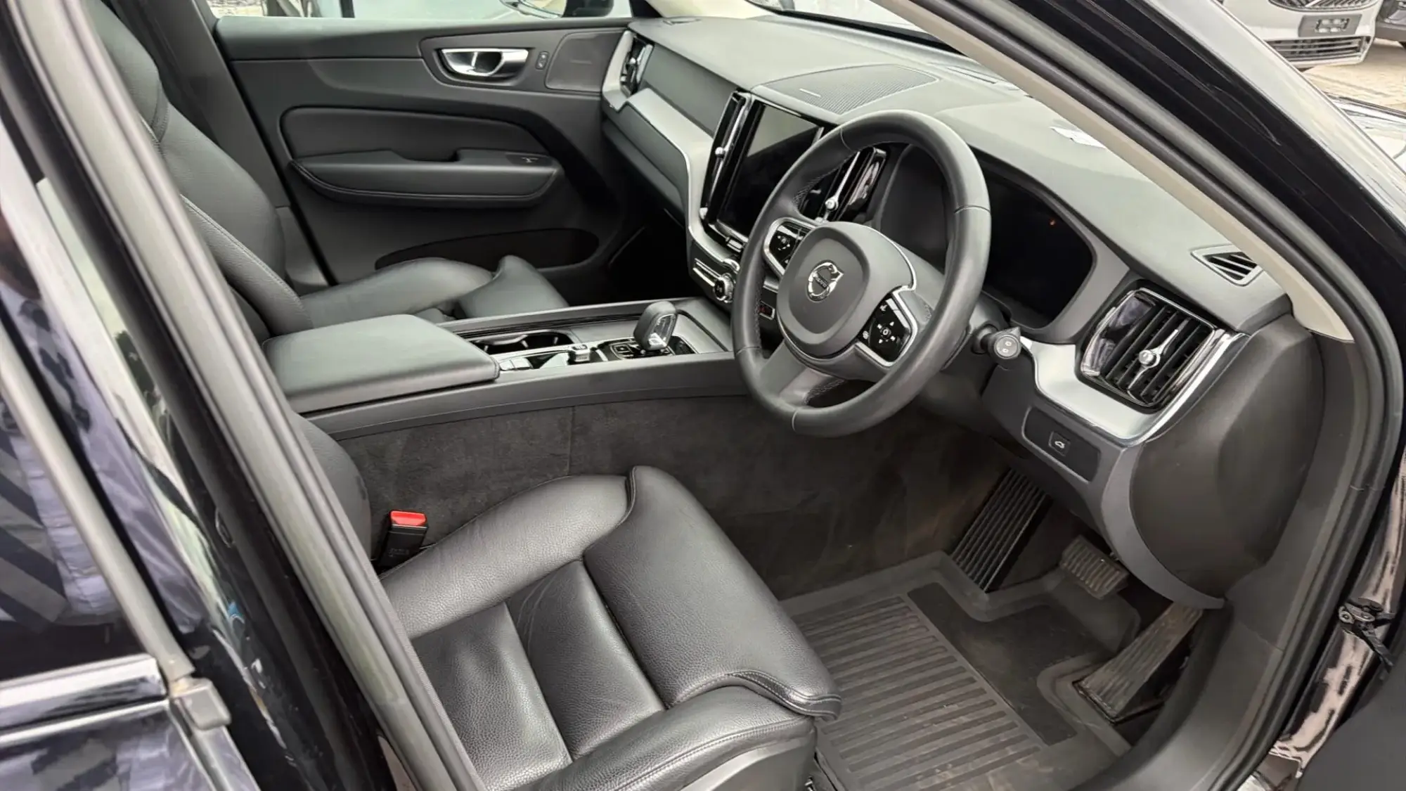 Volvo XC60 Image 4