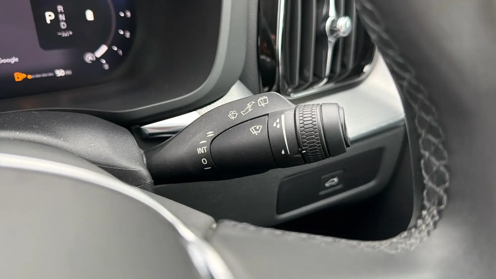 Volvo XC60 Image 25