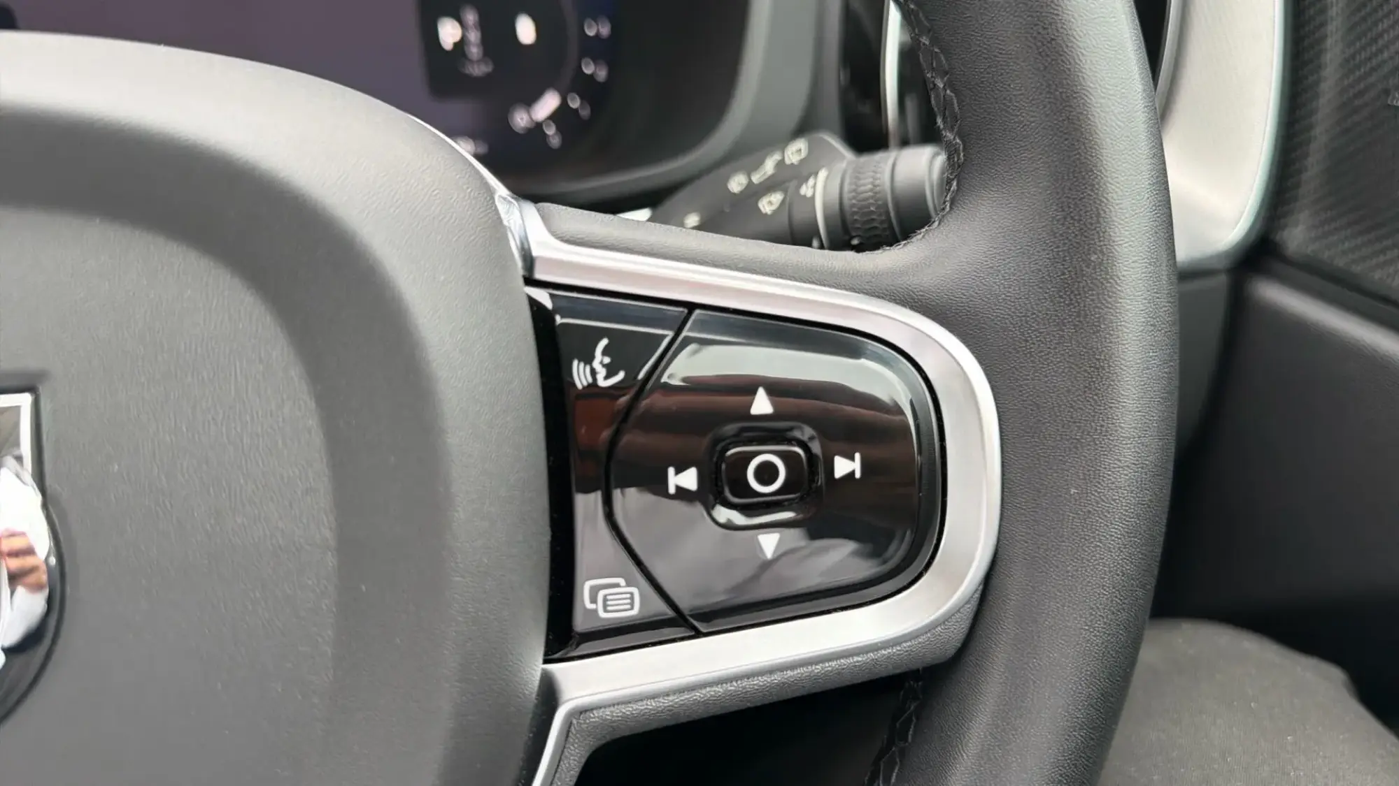 Volvo XC60 Image 28