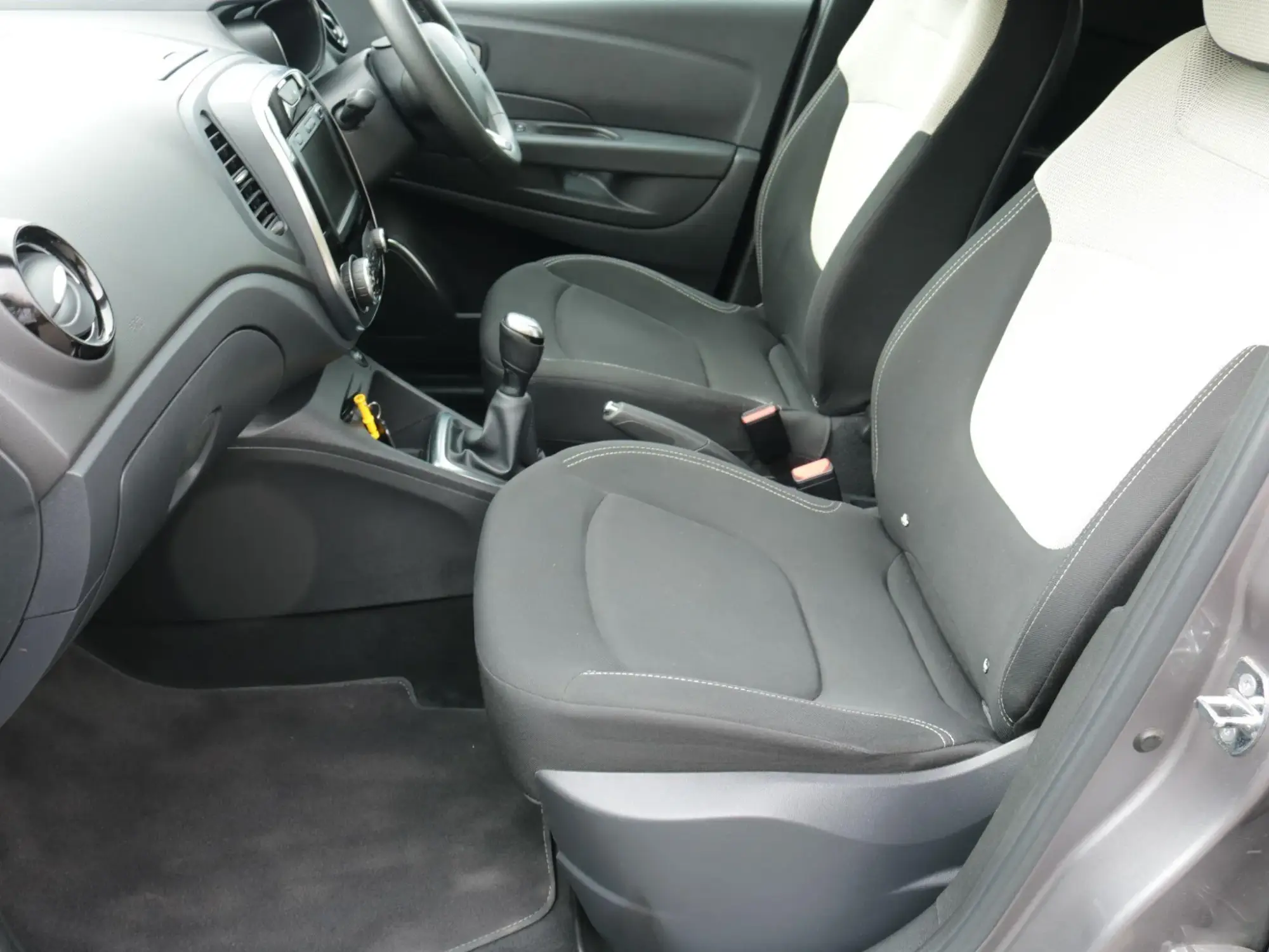 Renault Captur Image 17