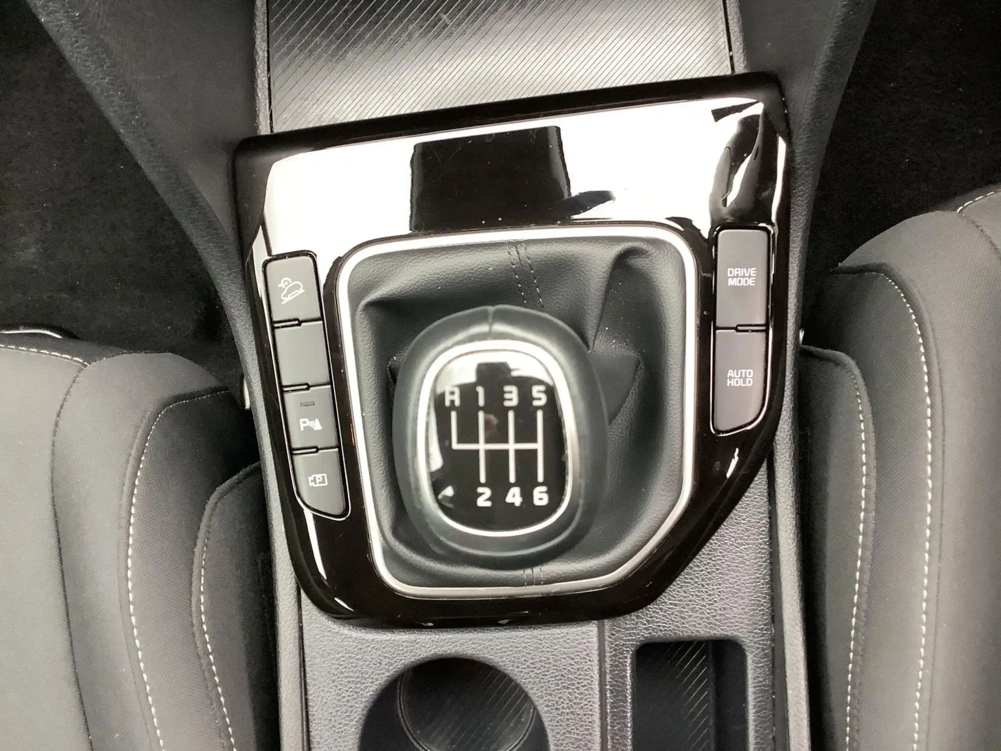 Kia Sportage Image 10