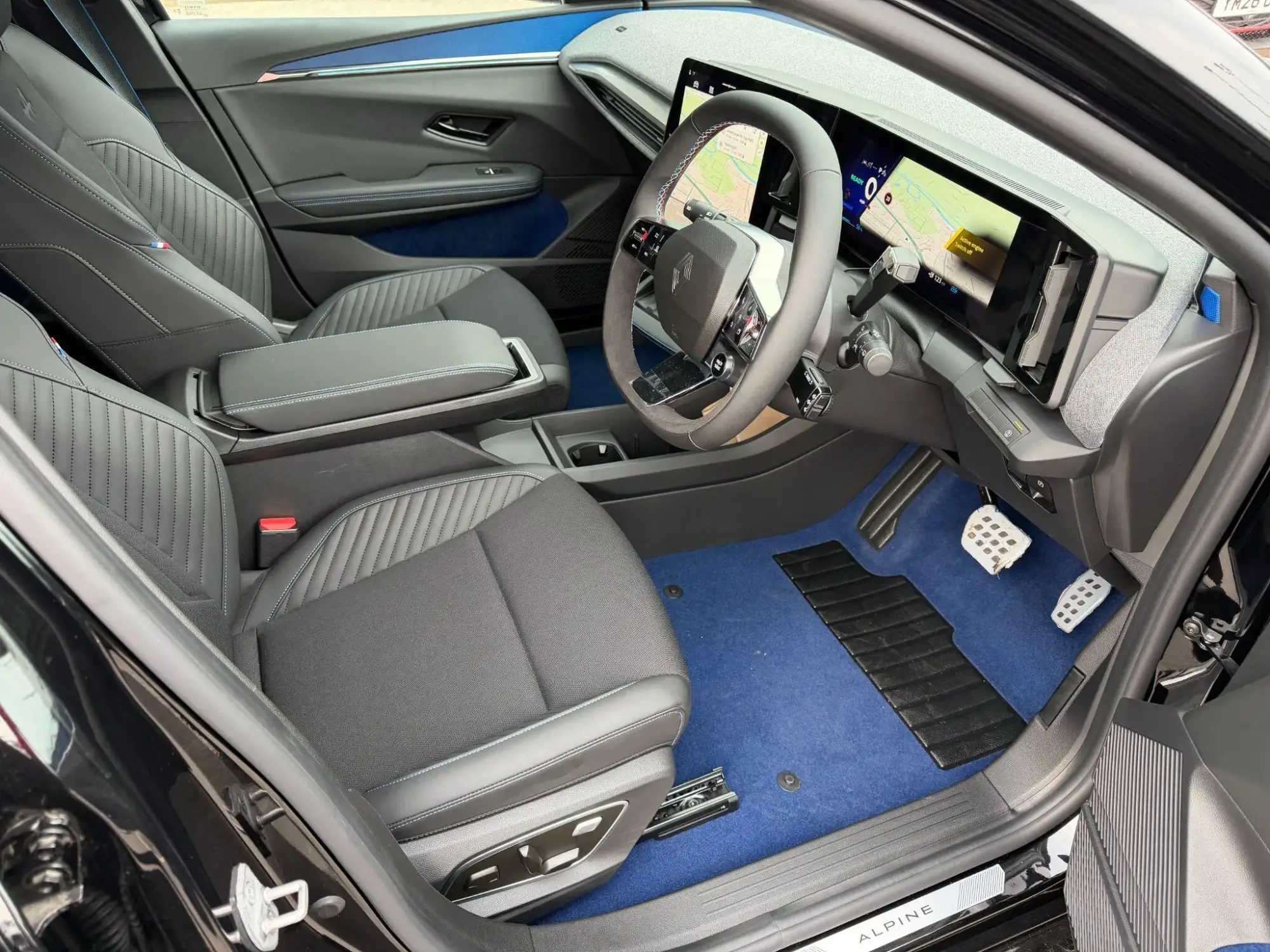 Renault Megane E-TECH Image 8 Renault Megane E-TECH Image 8