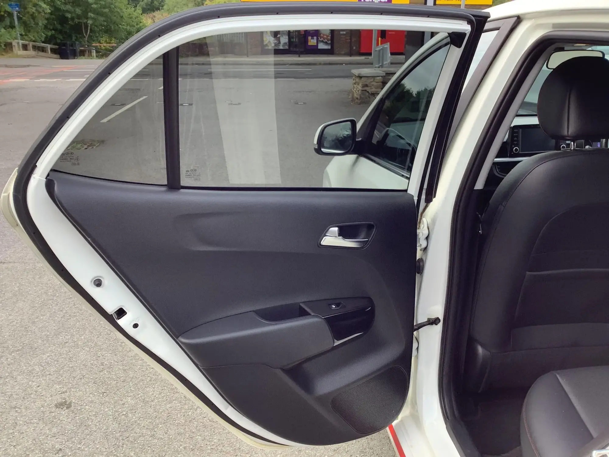 Kia Picanto Image 16