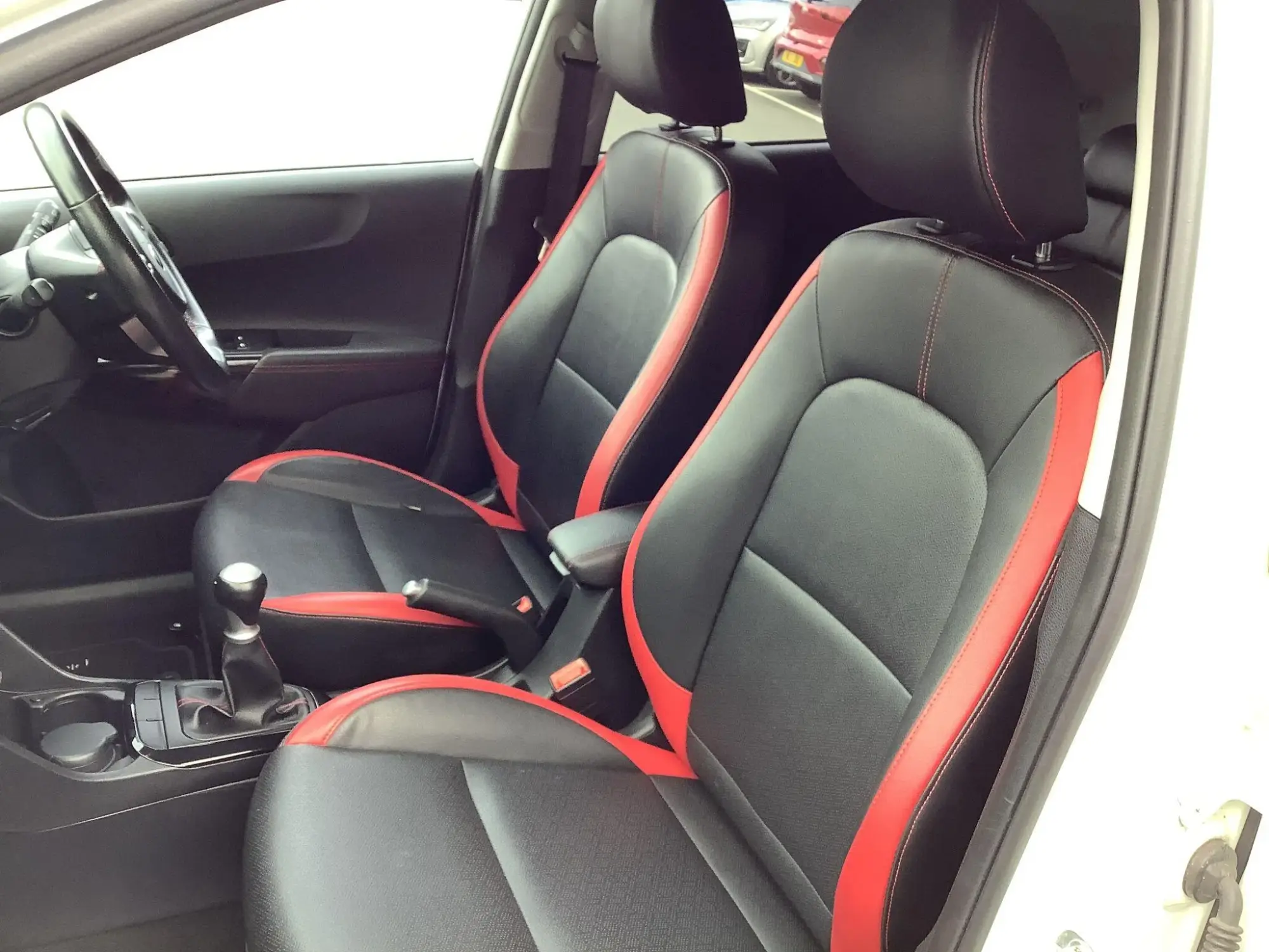 Kia Picanto Image 32