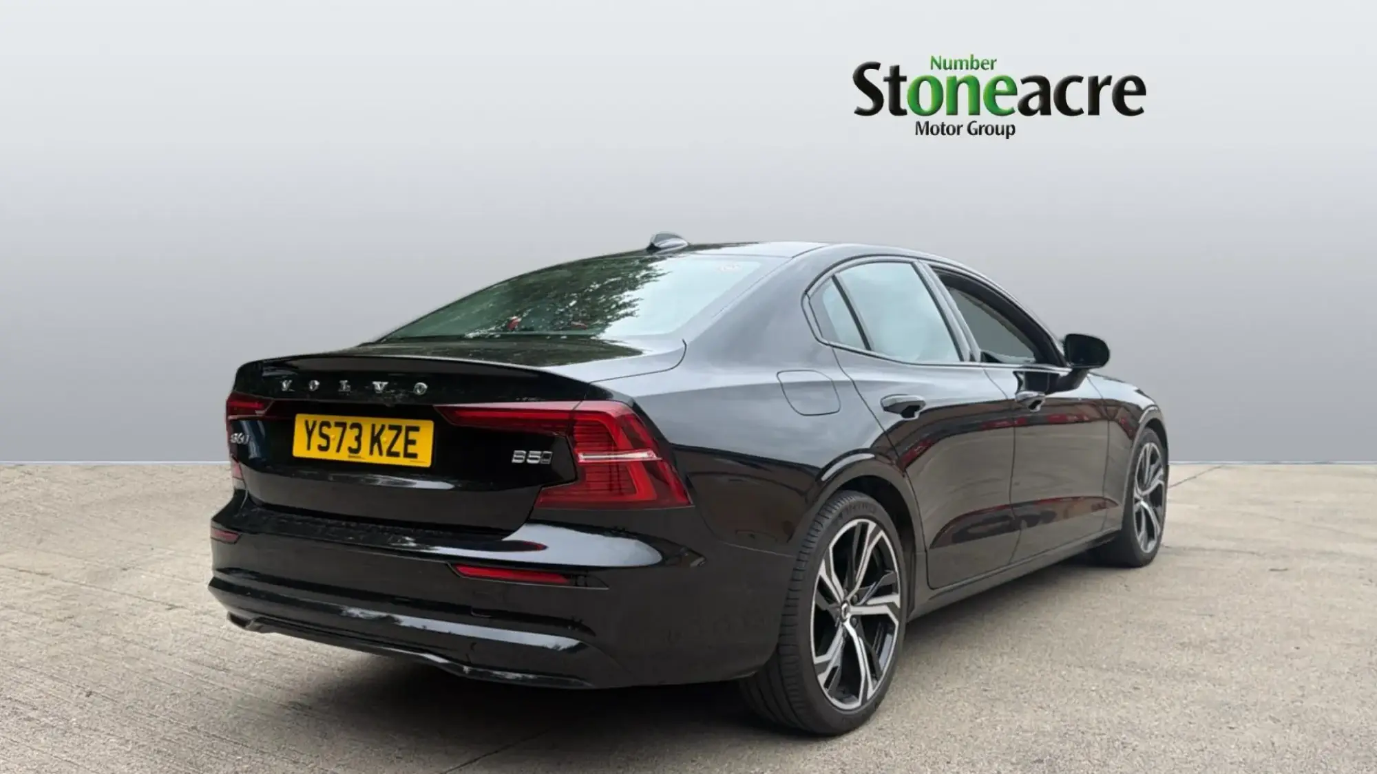 Volvo S60 Image 2