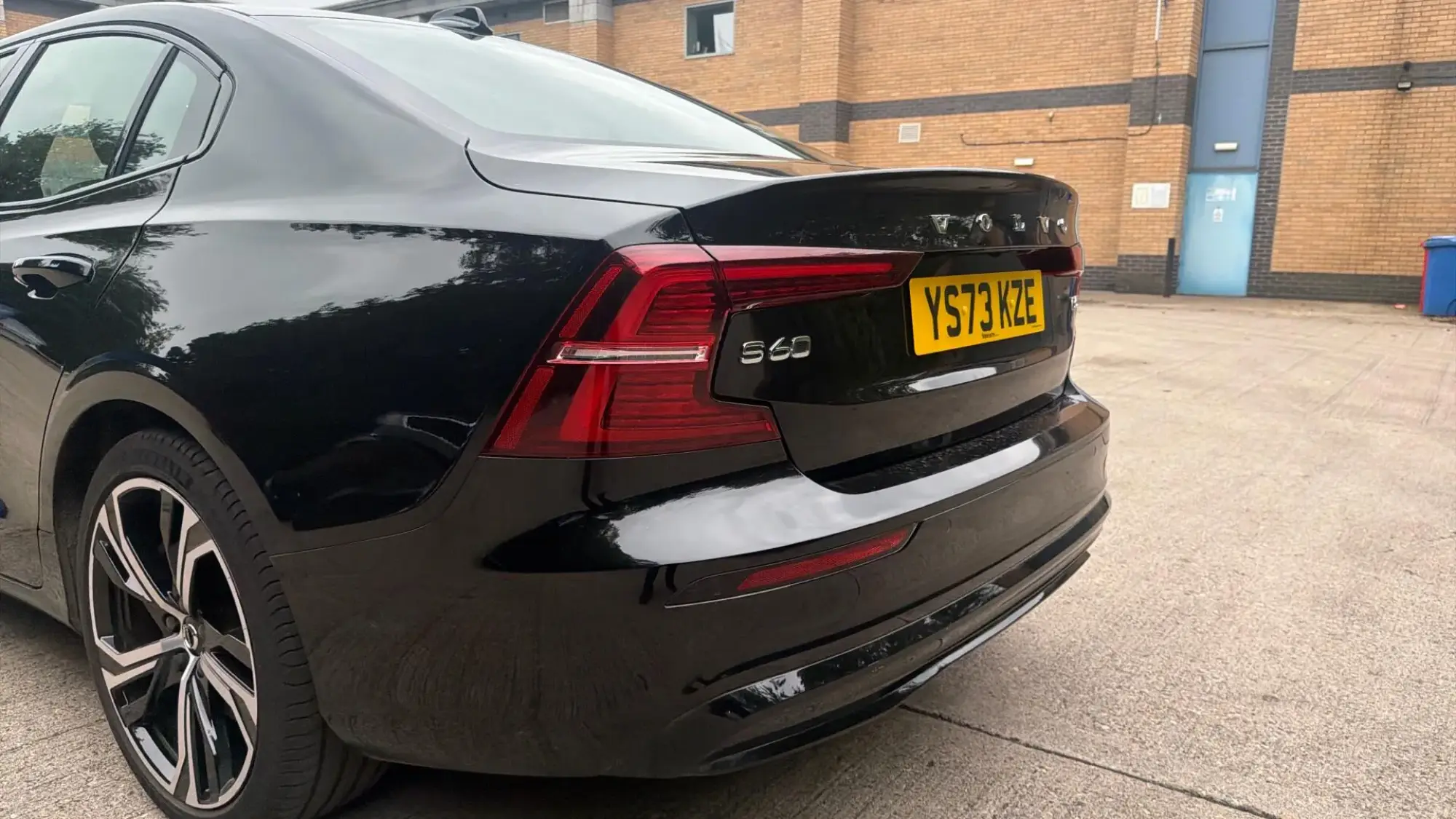 Volvo S60 Image 36