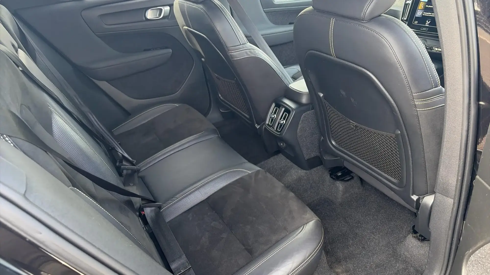 Volvo XC40 Image 6