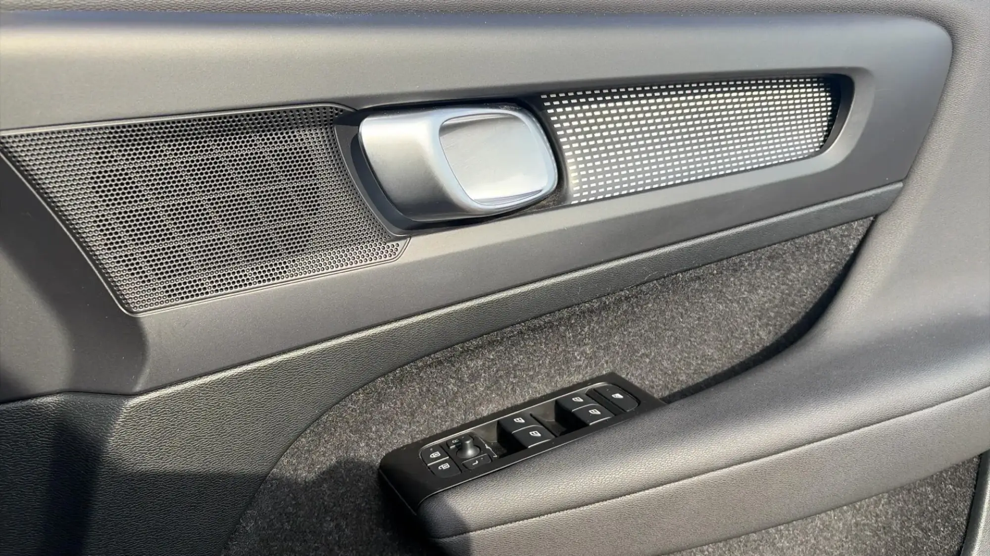 Volvo XC40 Image 29