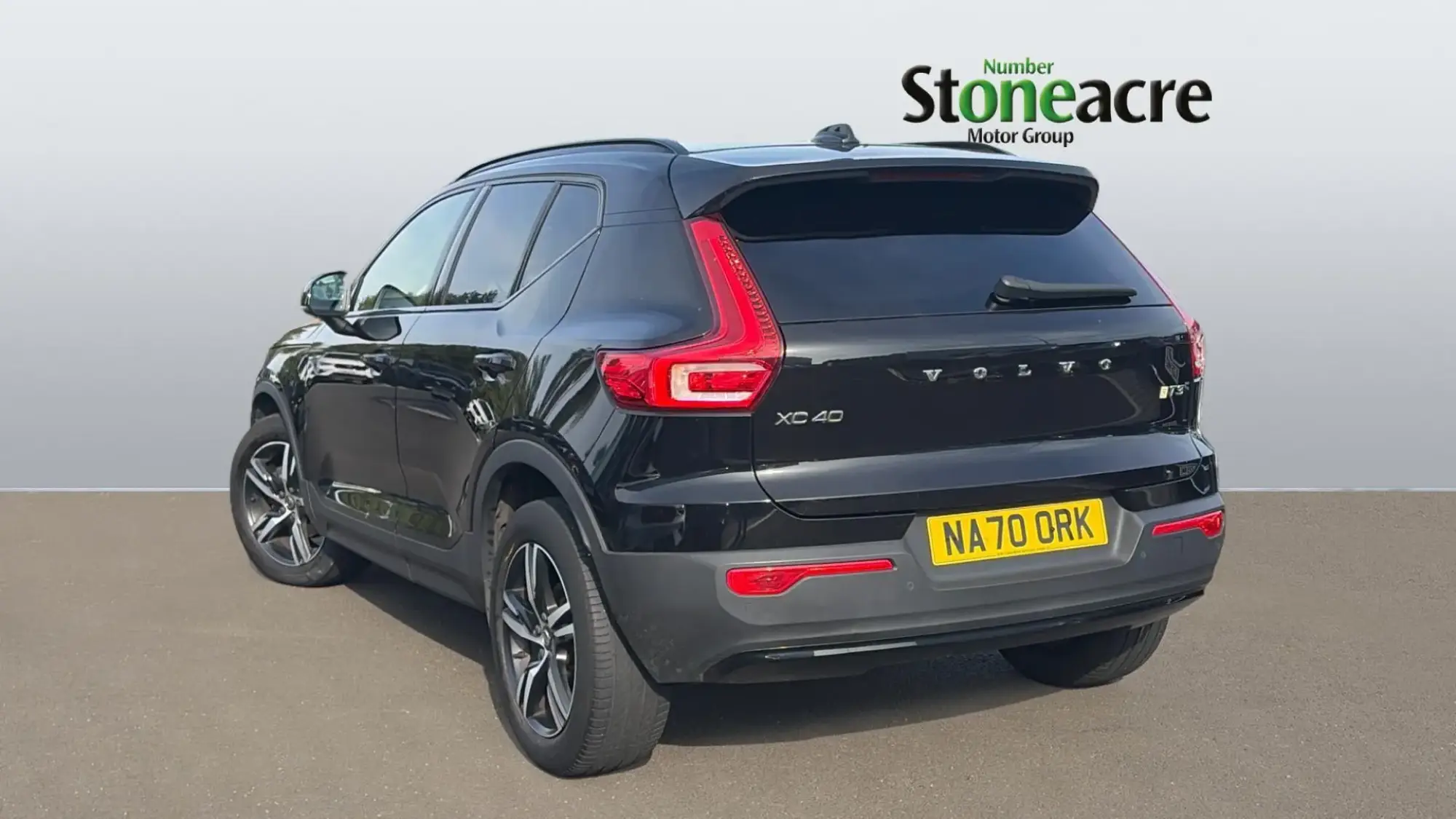 Volvo XC40 Image 2