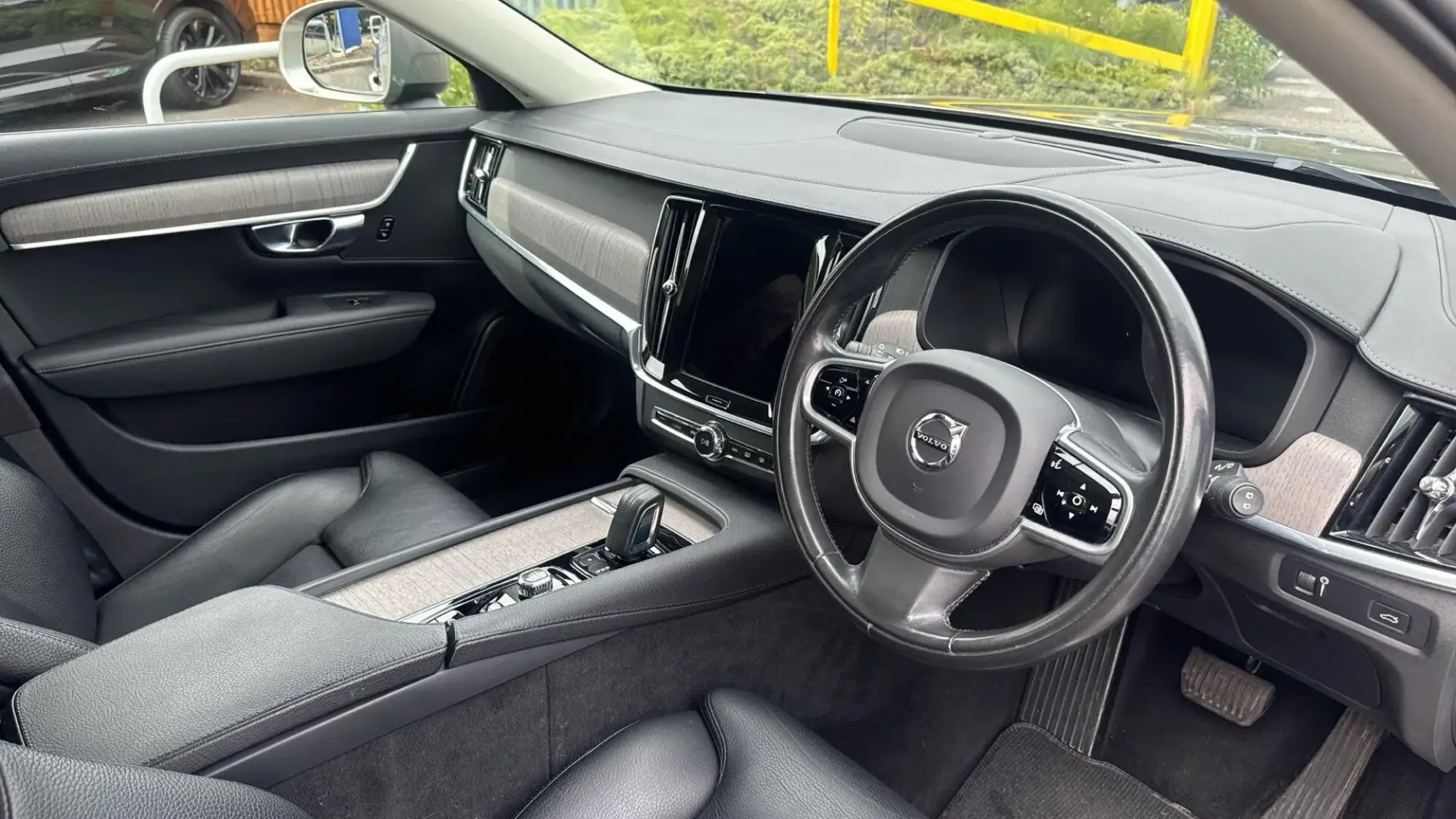 Volvo V90 Cross Country Image 46