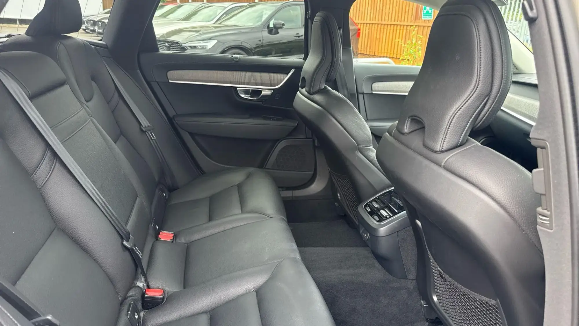 Volvo V90 Cross Country Image 52